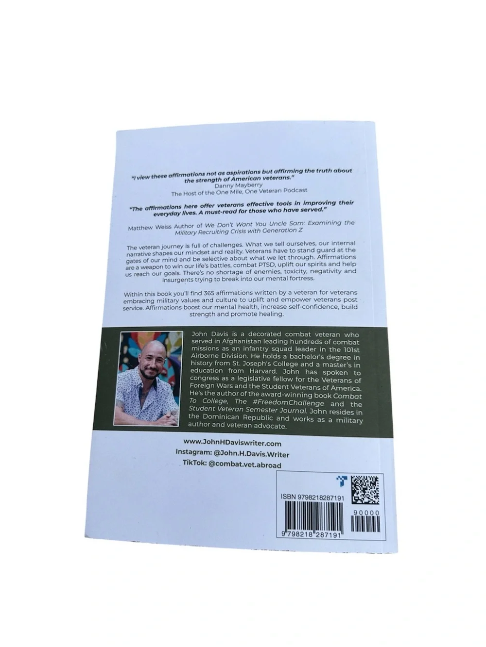 365 Days of Veteran Affirmations by John H Davis — Gray & Olive Cover